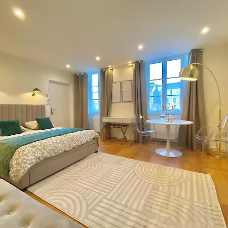 Апартаменты Maison Cornat, Numero 1, Le Jardin *